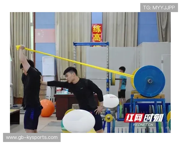 举重训练心理课程帮助选手提升稳定性,举重训练营